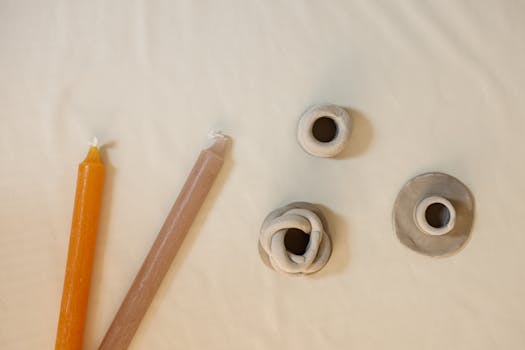 Přírodní Alternativy Včelího Vosku: Udržitelné Svíčky DIY